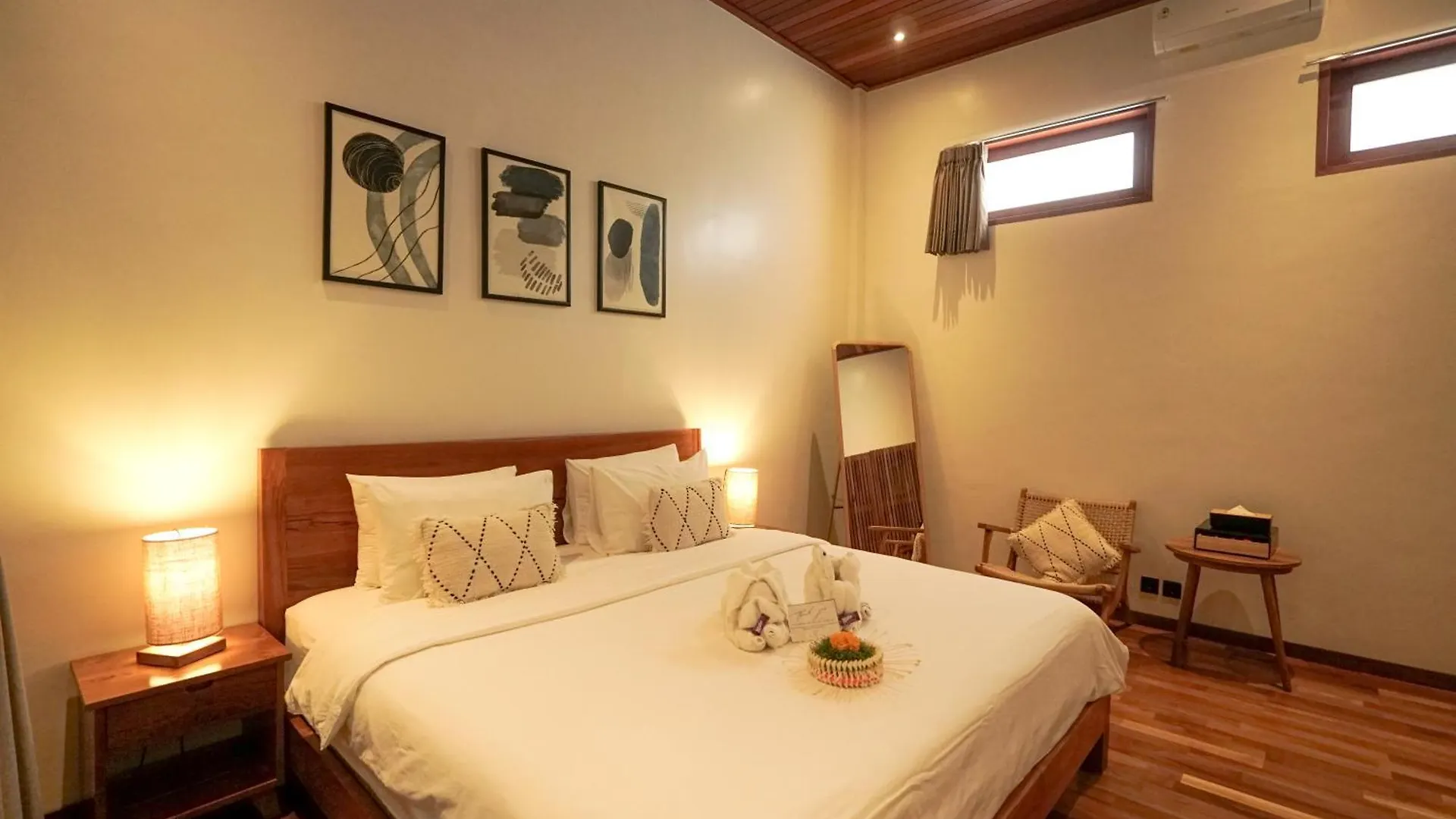 Bed & Breakfast Tropical Beach House Bali Seminyak  Indonesia