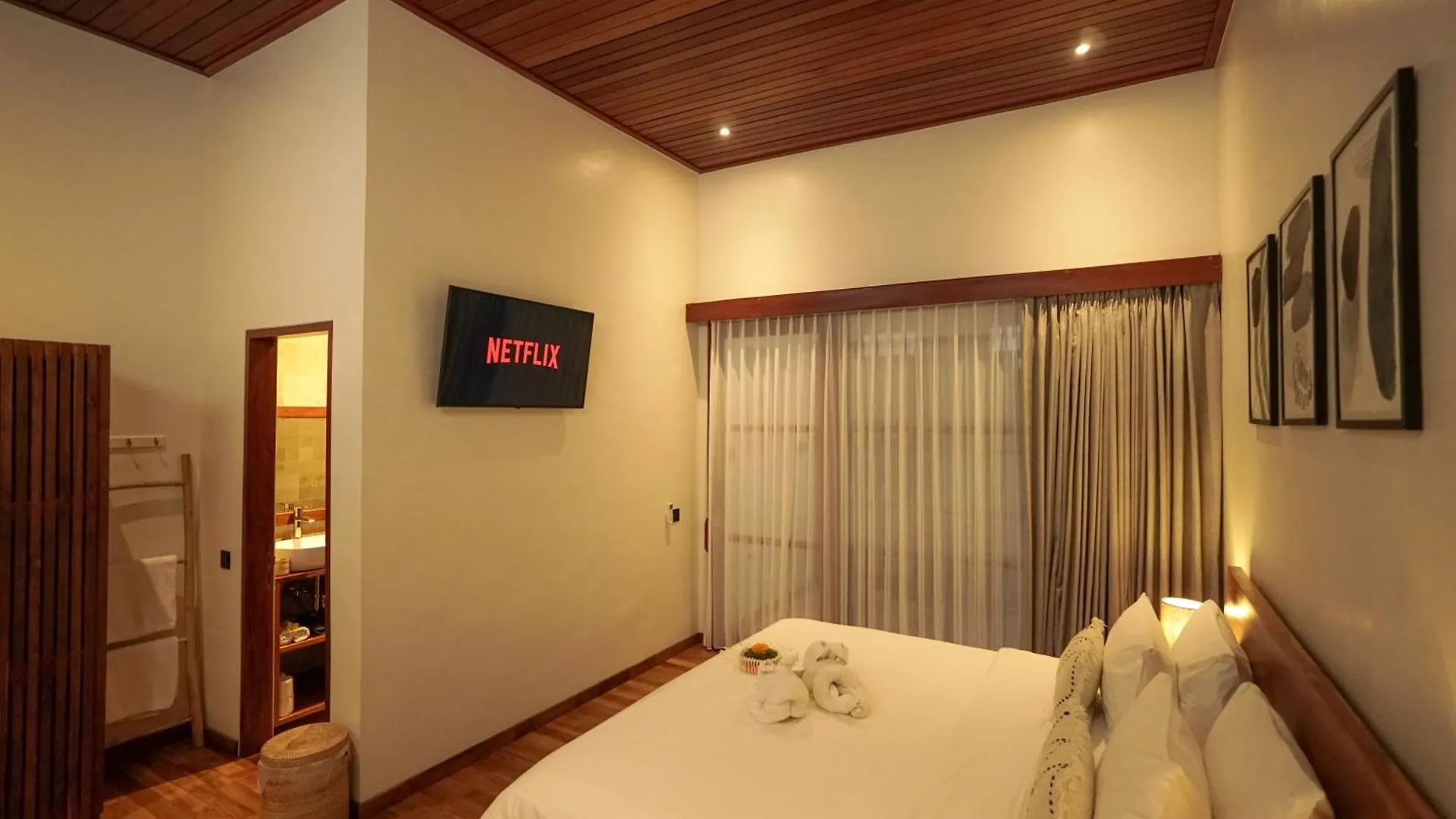 Tropical Beach House Bali Seminyak  0*, Seminyak (Bali)